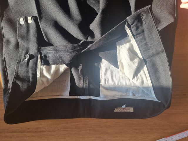 Pantaloni neri eleganti taglia 46