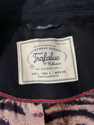 Chaqueta estilo militar. Zara