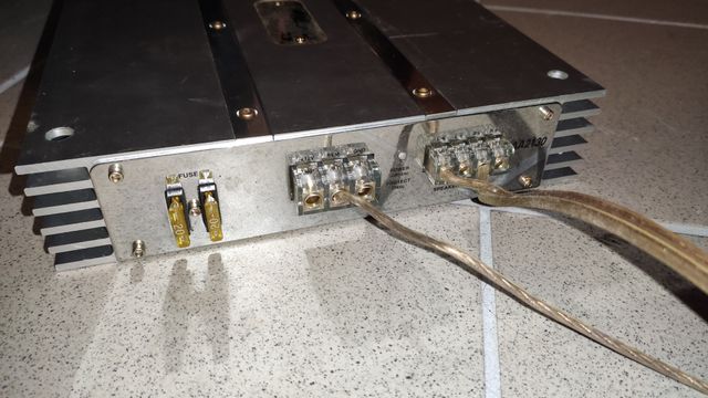 Amplificatore auto Autosonik AA2130 600watt max