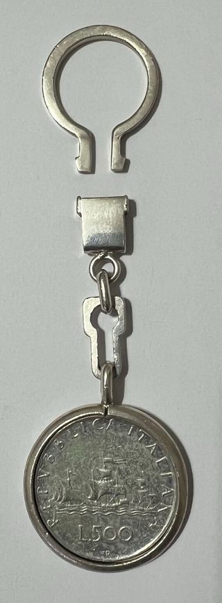 Portachiavi d’argento con 500 lire in argento