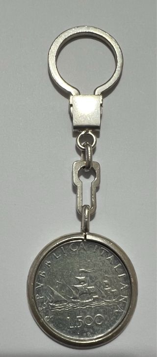 Portachiavi d’argento con 500 lire in argento