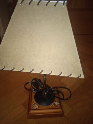 LAMPARITA RUSTICA PIE DE FORJA Y MADERA