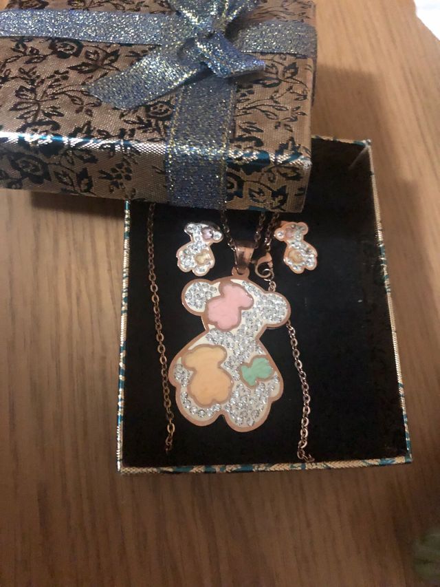 Colgante y pendientes para Regalar