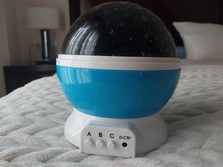 Lámpara proyector de estrellas niños