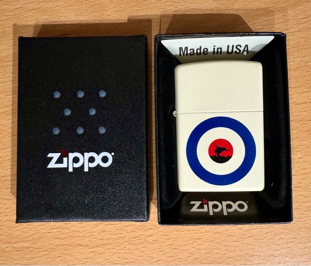 Eddie Vedder Zippo Mechero Merchandising 2019