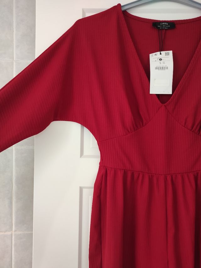 Mono rojo corto Bershka