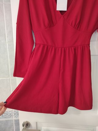 Mono rojo corto Bershka