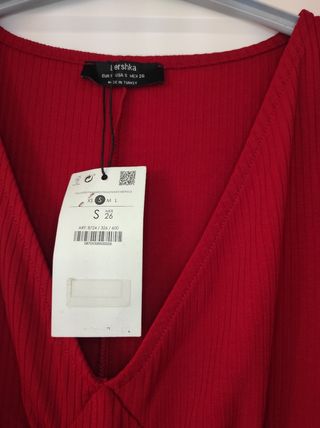 Mono rojo corto Bershka