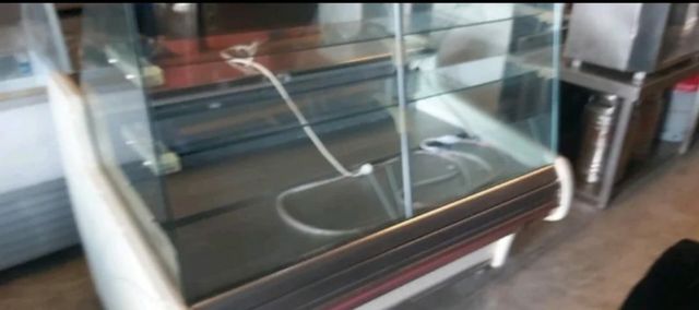 Vitrina de pastelería