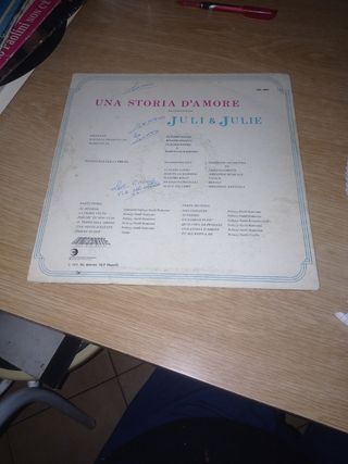 una storia d'amore Juli & Julie