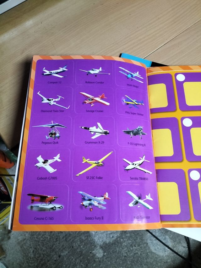 Álbum de Aviones y Motos 