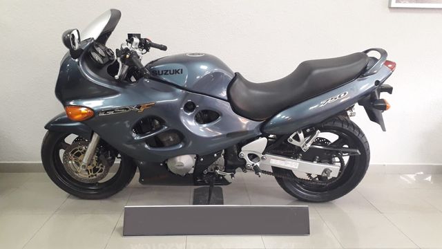 despiece suzuki gsx 750 f 2002
