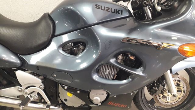 despiece suzuki gsx 750 f 2002