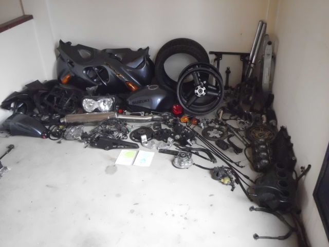 despiece suzuki gsx 750 f 2002