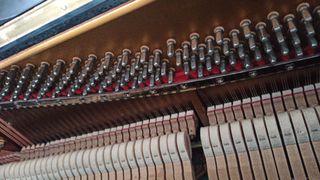 afino pianos,(afinador)