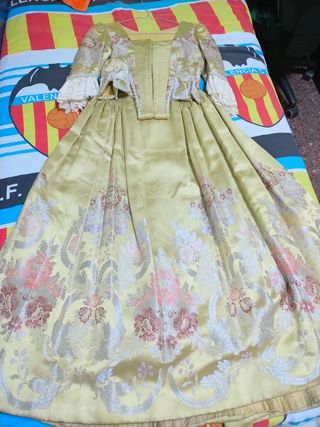 Traje de fallera 