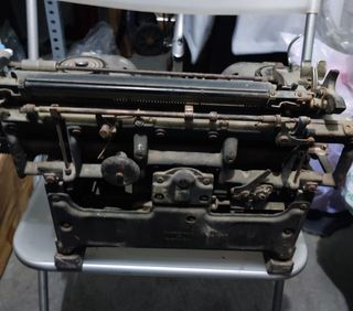 Hispano Olivetti M40 - macchina da scrivere