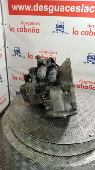 CAJA OPEL CORSA PILOTADA X12XE F13C394