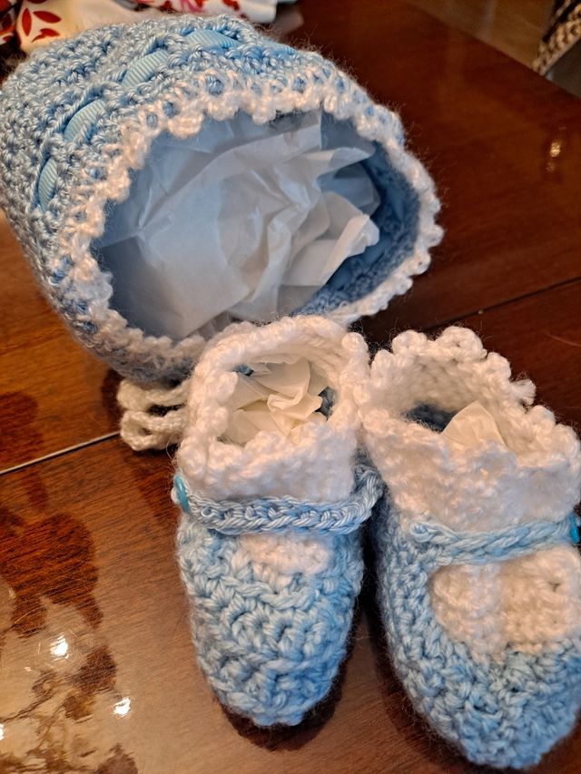 Conjunto hecho a mano, muchos modeloapota patucos