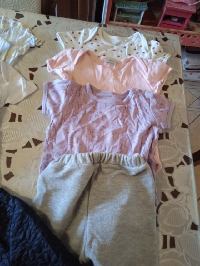 Set abbigliamento bimba 12/18 mesi