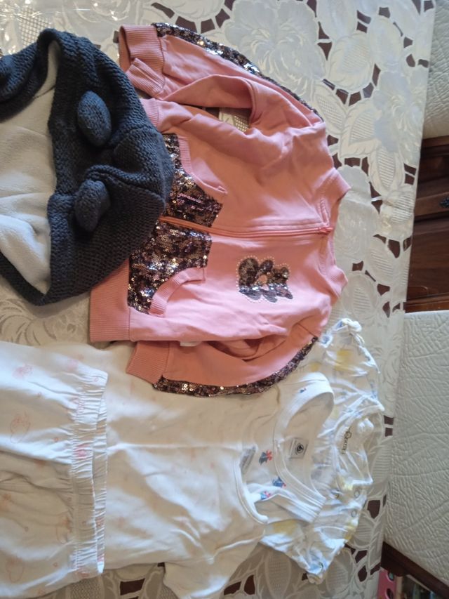 Set abbigliamento bimba 12/18 mesi