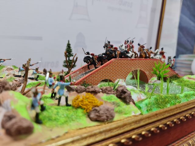 Diorama militar en Urna Cristal