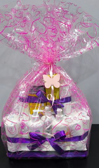 Cestas de bebé y tartas de pañales