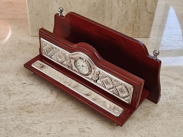 Bonito escritorio tarjetero escribania