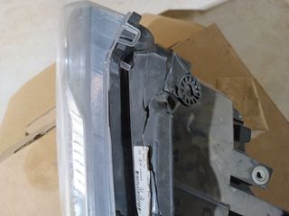 Faro izquierdo landrover freelander.