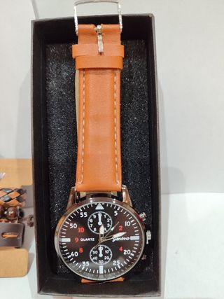 Set de reloj y pulseras