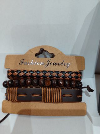 Set de reloj y pulseras