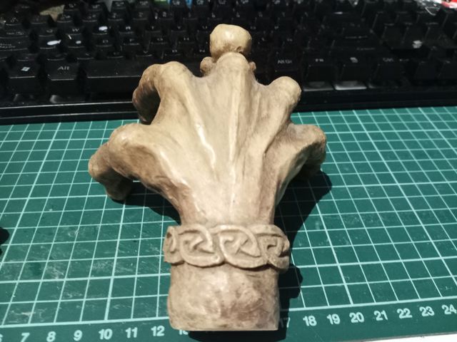 Mano cadáver alchemix