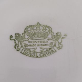 Sopera con tapa porcelana Royal China Pontesa