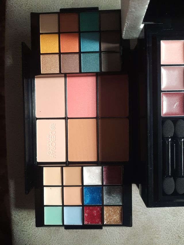 Caja de pintura DEBORAH MILANO