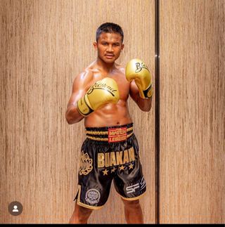 Guantes de Boxeo Buakaw 12 oz.