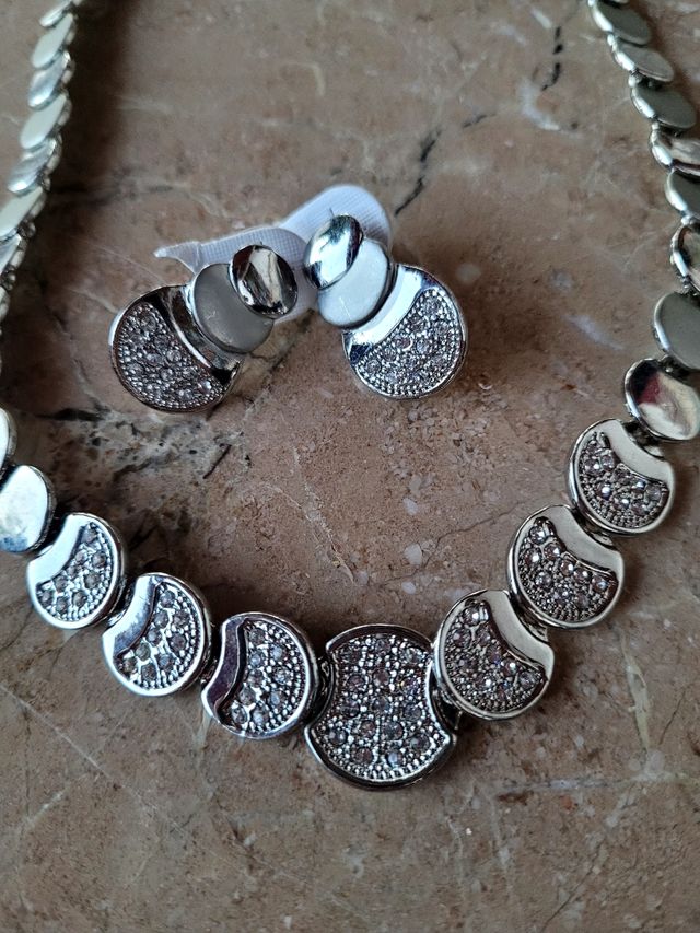 Conjunto de joyería