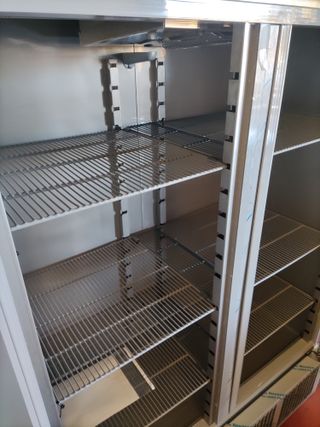 ARMARIO FRIGORÍFICO HOSTELERÍA 2 PUERTAS