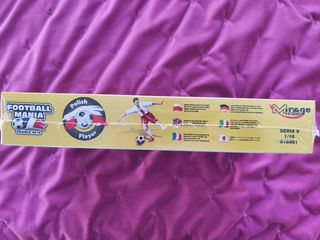 Kit plástico futebolista polaco 1/18 cx4