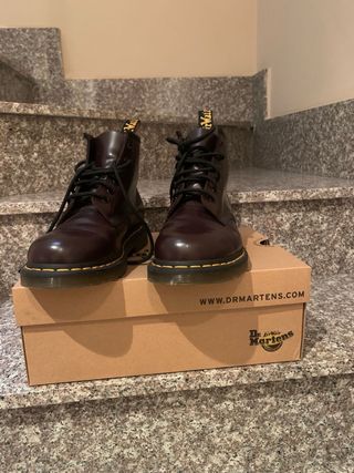 BOTAS DR. MARTENS air wair