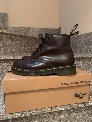 BOTAS DR. MARTENS air wair