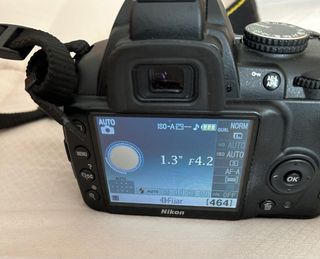 CÁMARA NIKON DX D3000 ACCESORIOS Y DOBLE OBJETIVO