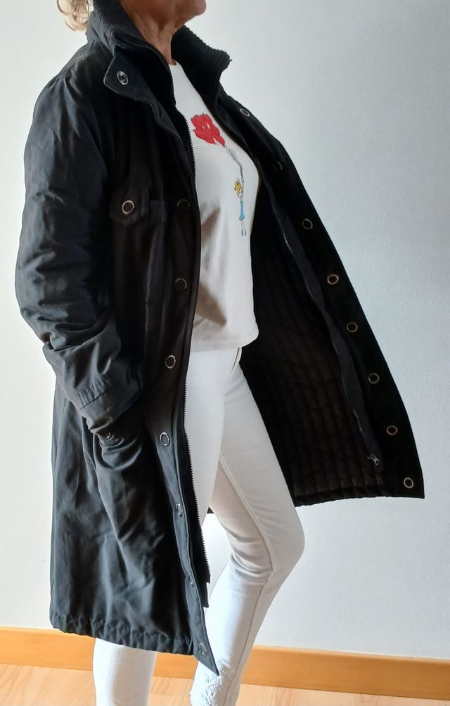 abrigo negro de Fornarina