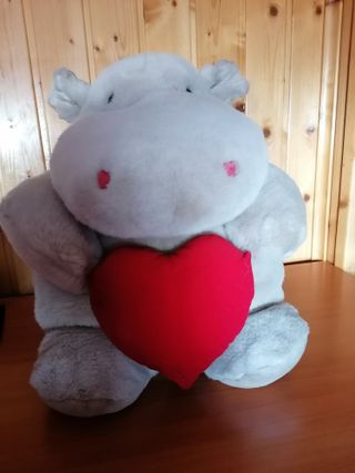 HIPOPOTAMO enamorado peluche
