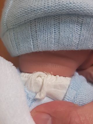 Muñeco Bebé Antonio Juan que ríe