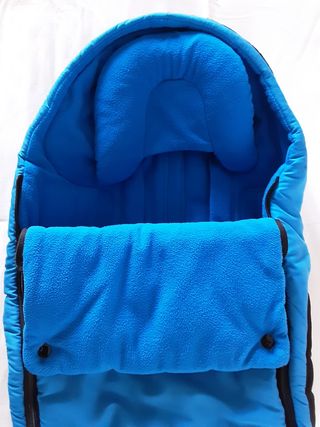 Saco nido recién nacido CUCO BugabooBEE Azul Royal