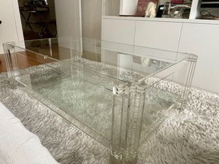 Mesa centro salon, acrilico metacrilato y cristal