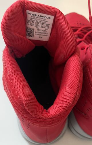 ZAPATILLAS BALONCESTO UNDER ARMOUR NIÑO TALLA 38,5