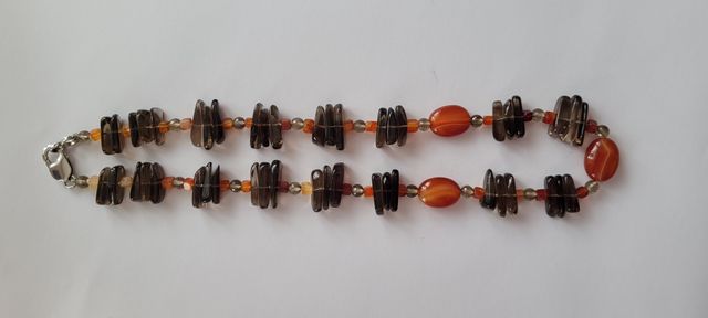 Girocollo in pietre dure