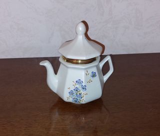 Caffettiera in porcellana 