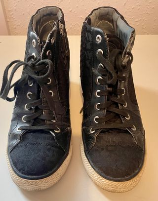 BOTINES CON CORDONES DKNY NEGRAS MUJER TALLA 39